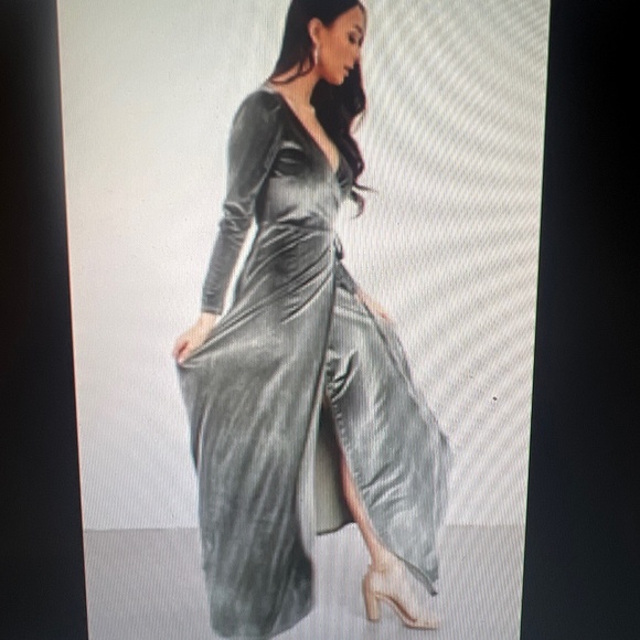 Baltic Born Esmeralda Velvet Maxi - Picture 3 of 4